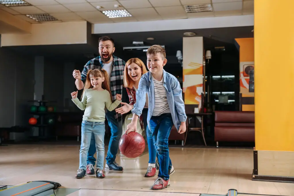 Family bowling together at Cactus Bowl Tucson
